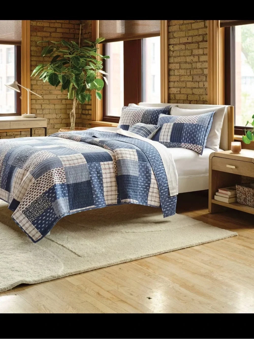 Full/Queen Patchwork Quilt Set Blue/Dark Blue/Natural - Threshold